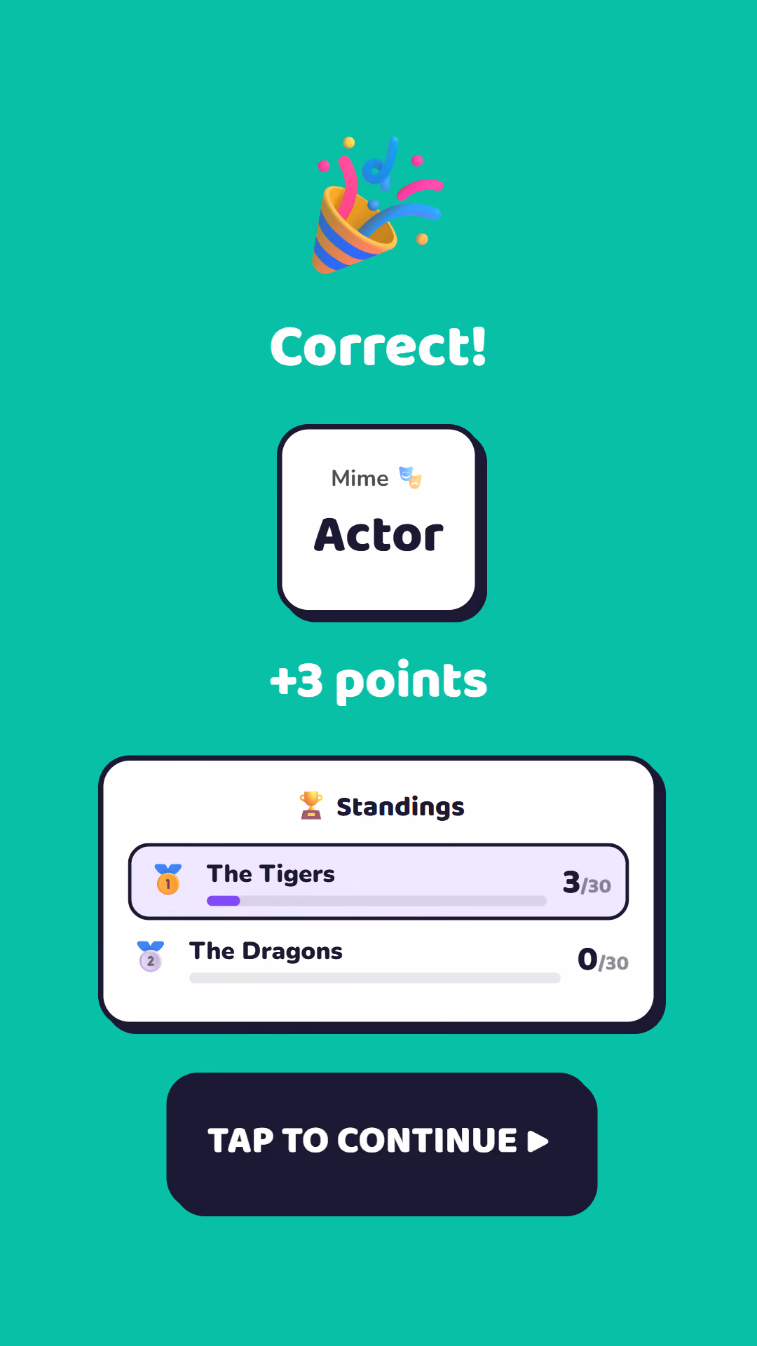 A green TRIACTO phone result screen awarding three points and updating the two-team standings